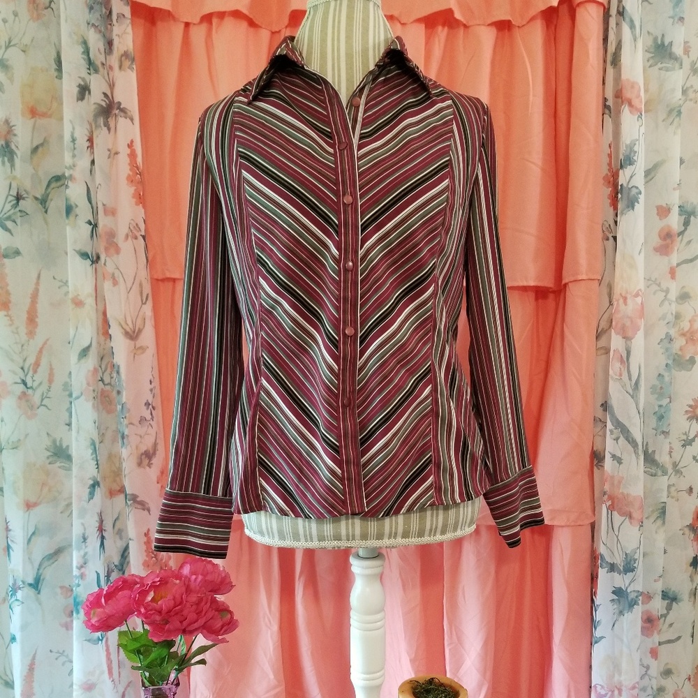 🌻🌺🌻EAST 5TH BLOUSE!!